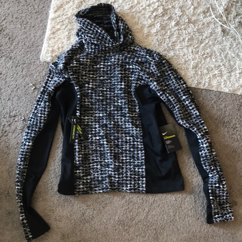 Nike hyperwarm longsleeved shirt